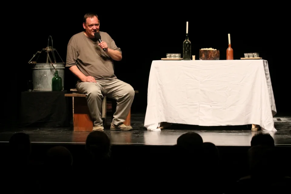 29 09 2012 LUBLIN TEATR STARY GARGANTUA I PANTAGRUEL STOWARZYSZENIE TEATRALNE BADOW FOT DOROTA AWIORKO - KLIMEK