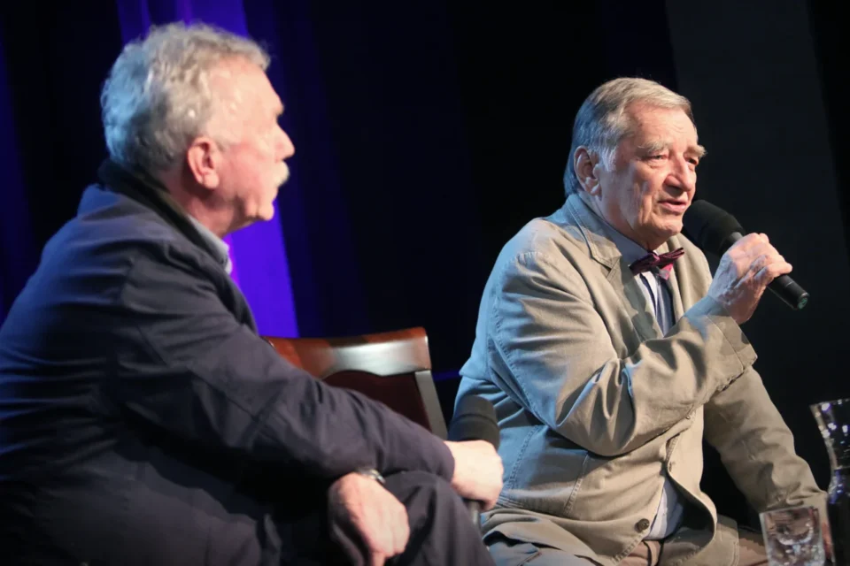 26 06 2014 LUBLIN UL JEZUICKA TEATR STARY SPOTKANIE Z KRZYSZTOFEM GIERALTOWSKIM PROWADZONE PRZEZ LESZKA MADZIKA FOT WOJCIECH NIESPIALOWSKI / TS