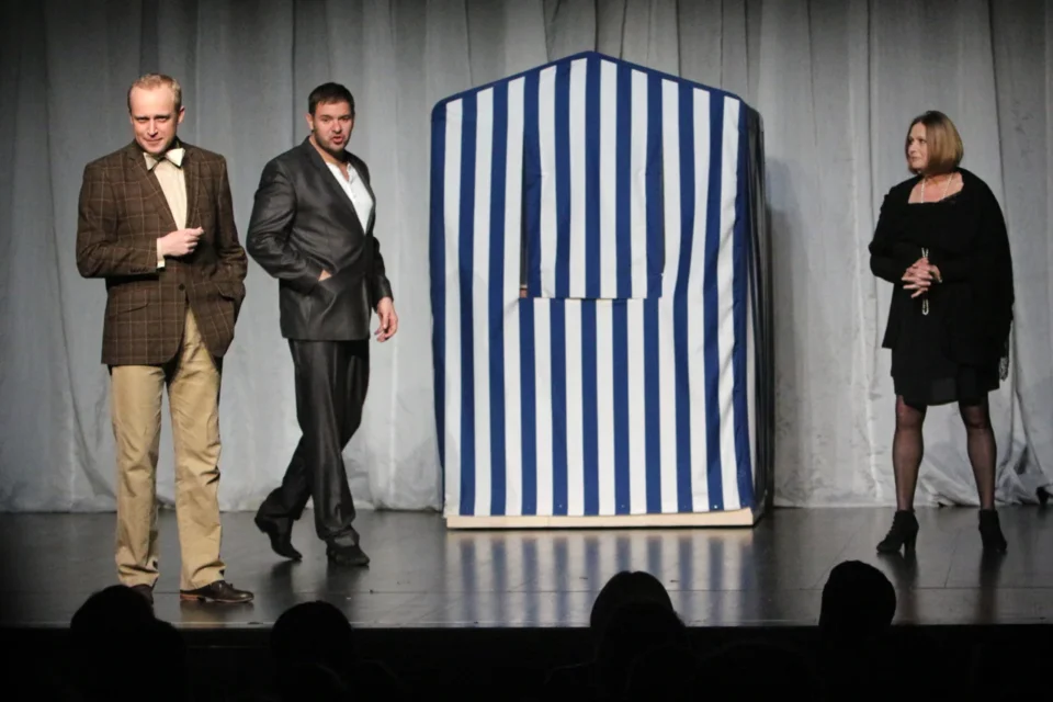 14 12 2012 LUBLIN TEATR STARY WYSTAPIL TEATR IMKA Z PRZEDSTAWIENIEM DZIENNIKI FOT DOROTA AWIORKO - KLIMEK