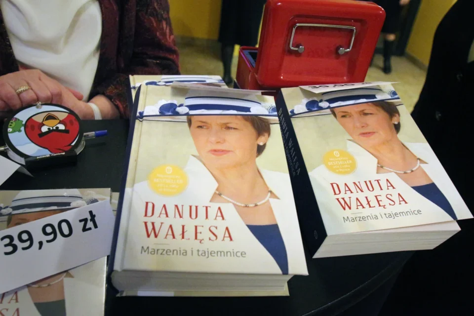 01 12 2012 LUBLIN TEATR STARY SPEKTAKL PT DANUTA W . WYSTAPILA KRYSTYNA JANDA FOT DOROTA AWIORKO - KLIMEK