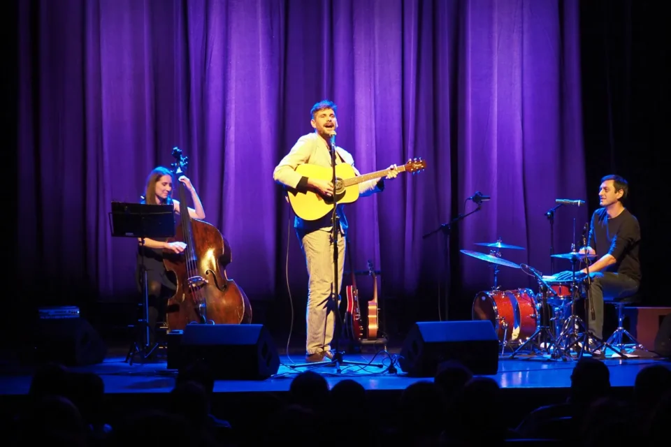 08 10 2015 LUBLIN UL JEZUICKA TEATR STARY KONCERT LUKASZ JEMIOLA TRIO FOT WOJCIECH NIESPIALOWSKI / TS