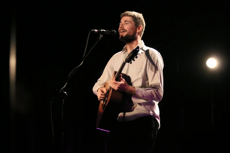 20 11 2013 LUBLIN UL JEZUICKA TEATR STARY KONCERT LUKASZA JEMIOLY FOT WOJCIECH NIESPIALOWSKI  - TS / WYBRANE