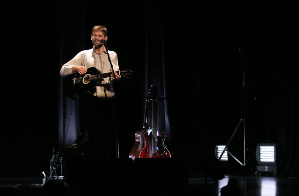 20 11 2013 LUBLIN UL JEZUICKA TEATR STARY KONCERT LUKASZA JEMIOLY FOT WOJCIECH NIESPIALOWSKI  - TS / WYBRANE