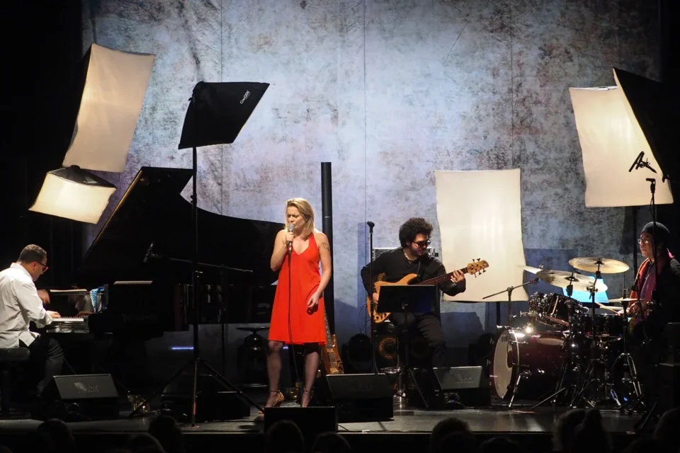 06 04 2017 LUBLIN UL JEZUICKA TEATR STARY KONCERT ANNA MARIA JOPEK & GONZALO RUBALCABA „ MINIONE ” FOT WOJCIECH NIESPIALOWSKI