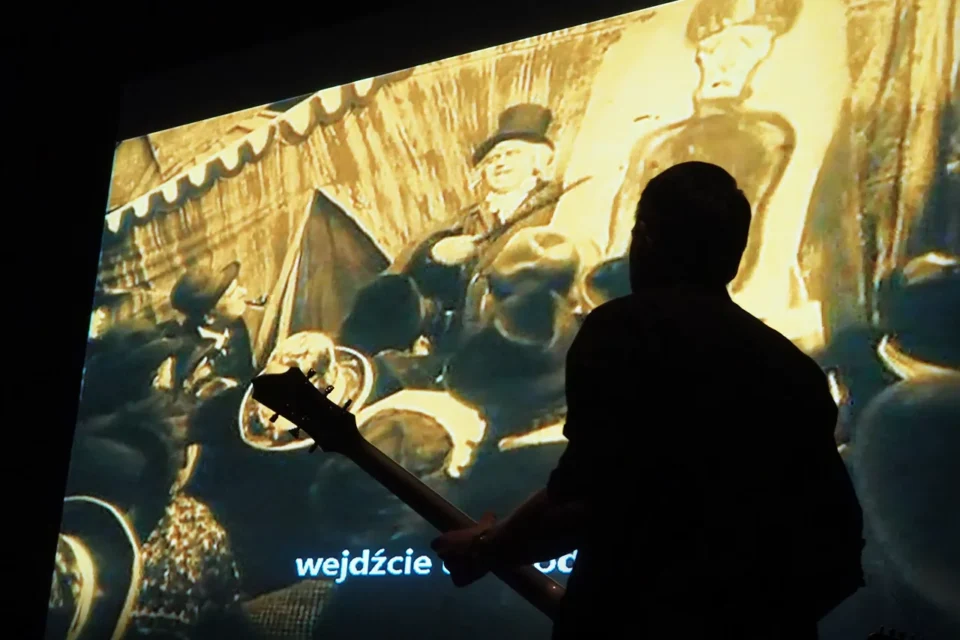 02 06 2015 LUBLIN UL JEZUICKA TEATR STARY KINO Z MUZYKA NA ZYWO W WYKONANIU THE WASHING MACHINE FOT WOJCIECH NIESPIALOWSKI / TS