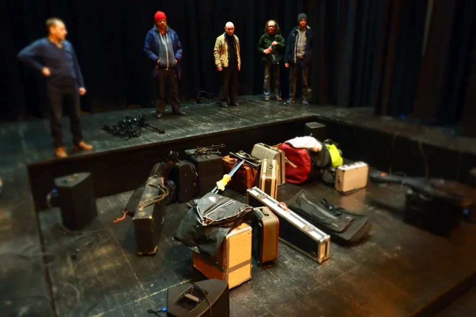 08 02 2016 LUBLIN UL JEZUICKA TEATR STARYKINO W TEATRZE FILM Z MUZYKA NA ZYWO W WYKONANIU GRUPY CZERWIE FOT WOJCIECH NIESPIALOWSKI / TS