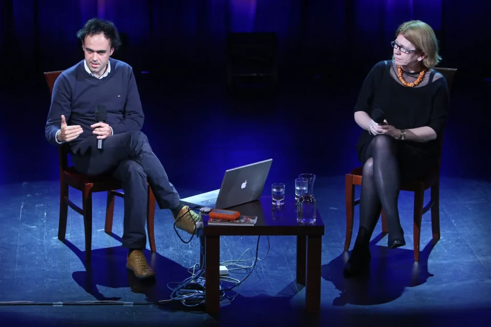 20 10 2014 LUBLIN UL JEZUICKA TEATR STARY KINO W TEATRZE CUDZE LISTY I USLYSZCIE MOJ KRZYK FOT WOJCIECH NIESPIALOWSKI / TS