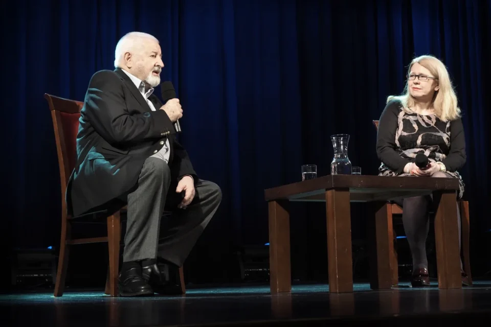 22 02 2016 LUBLIN UL JEZUICKA TEATR STARY KINO W TEATRZE PROWADZENIE MAGDALENA SENDECKA GOSC JANUSZ MAJEWSKI FOT DOROTA AWIORKO