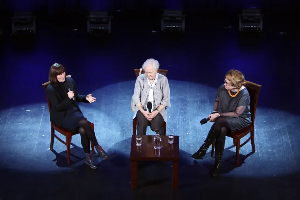 27 10 2014 LUBLIN UL JEZUICKA TEATR STARY KINO W TEATRZE GOSCMI MAGDALENY SENDECKIEJ BYLY : URSZULA RADEK I MALGORZATA BIELECKA - HOLDA FOT WOJCIECH NIESPIALOWSKI / TS