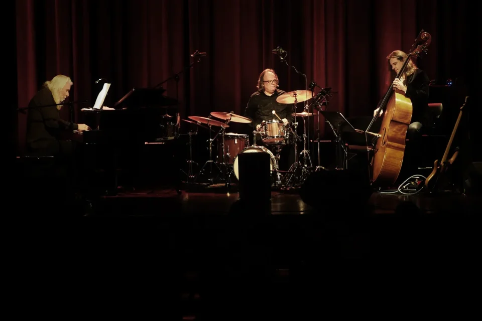 09 11 2016 LUBLIN TEATR STARY Skaldowie na jazzowo / Trio Wojciecha Gogolewskiego Medytacje wiejskiego listonosza jazzowego FOT DOROTA AWIORKO