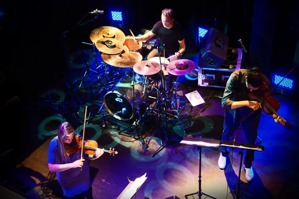 14 10 2015 LUBLIN UL JEZUICKA TEATR STARY KONCERT CEZARY KONRAD TRIO FOT WOJCIECH NIESPIALOWSKI / TS