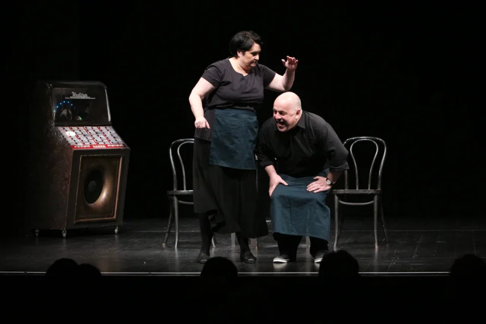 09 02 2013 UL JEZUICKA LUBLIN TEATR STARY SPEKTAKL TEATR KOREZ 2 FOT DOROTA AWIORKO - KLIMEK