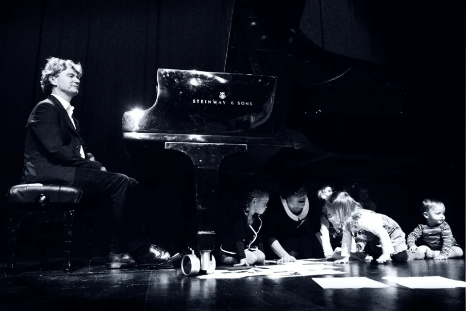 14 02 2016 LUBLIN UL JEZUICKA TEATR STARY MALA MUZYKA I KONCERT PAWLA KOWALSKIEGO FOT WOJCIECH NIESPIALOWSKI / TS