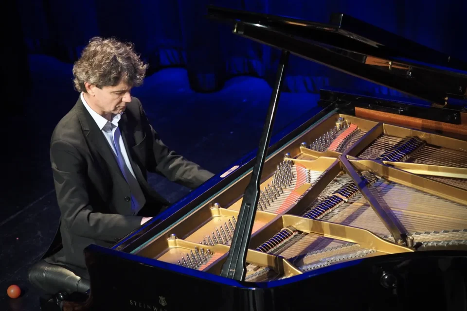 14 02 2016 LUBLIN UL JEZUICKA TEATR STARY MALA MUZYKA I KONCERT PAWLA KOWALSKIEGO FOT WOJCIECH NIESPIALOWSKI / TS