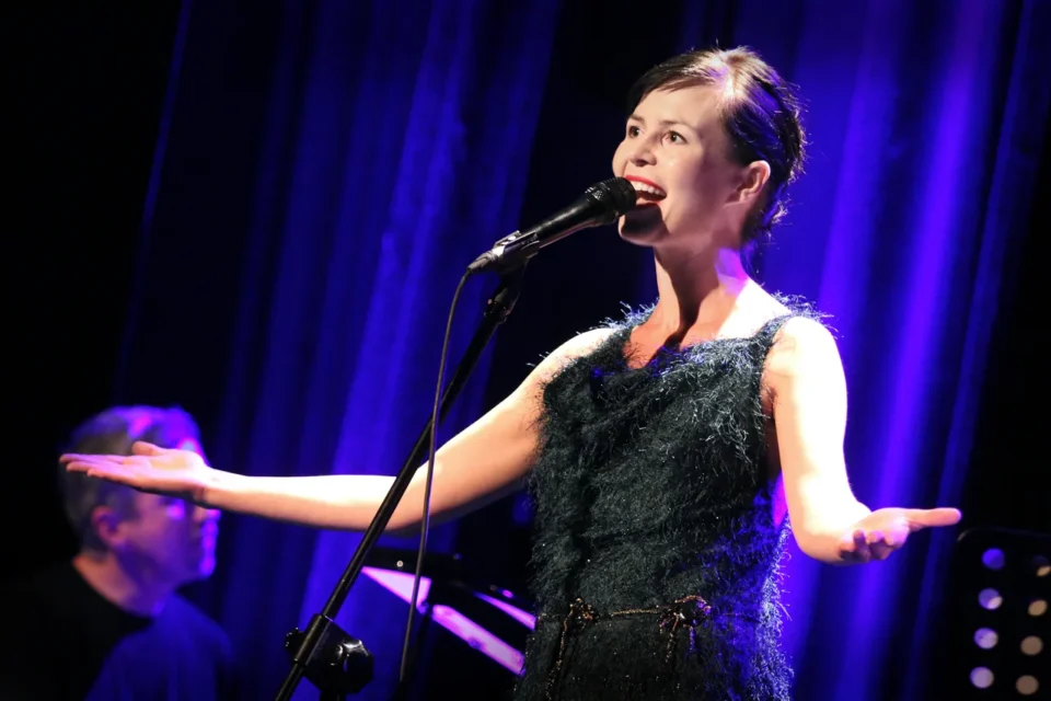 26 06 2014 LUBLIN UL JEZUICKA TEATR STARY KONCERT MAGDALENY KUMOREK " SMIERCIE " FOT WOJCIECH NIESPIALOWSKI / TS