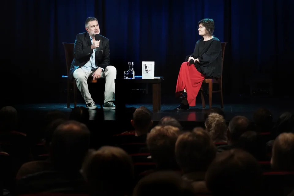 17 05 2016 LUBLIN TEATR STARY Bitwa o literature w drodze prowadzenie Grazyna Lutosławska gosc Marcin Kydrynski lektor Konrad Biel FOT DOROTA AWIORKO