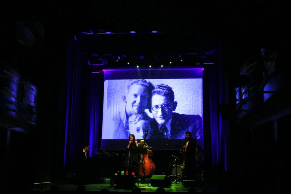 09.10.2013 LUBLIN UL JEZUICKA TEATR STARY KONCERT Leny Piekniewskiej FOT DOROTA AWIORKO - KLIMEK