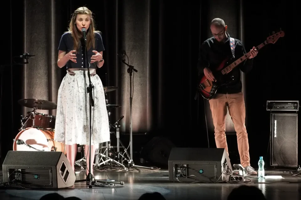 OLYMPUS DIGITAL CAMERA          29 04 2015 LUBLIN UL JEZUICKA TEATR STARY KONCERT KATARZYNY LOPATY FOT WOJCIECH NIESPIALOWSKI / TS