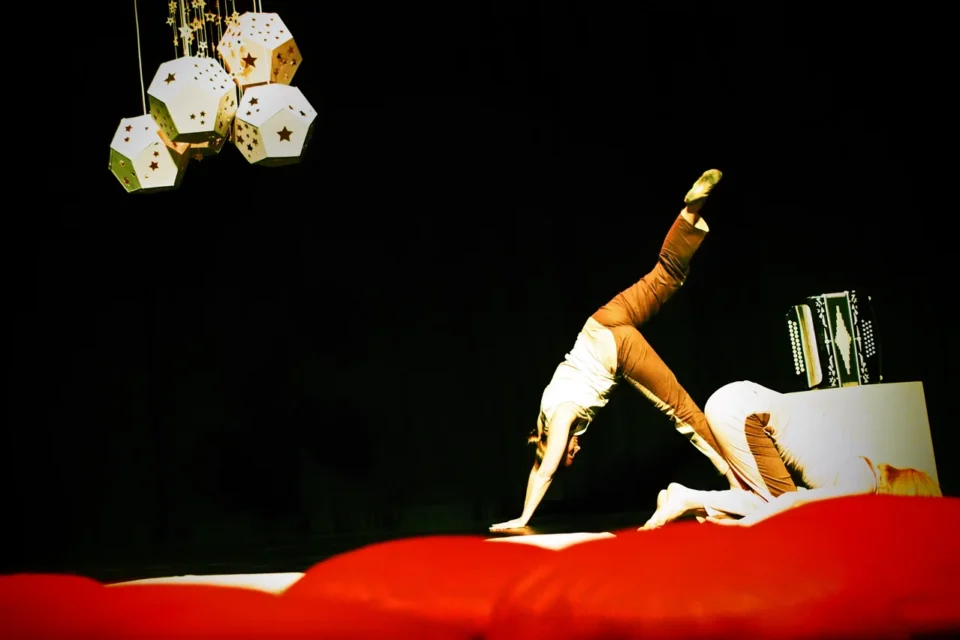 18 04 2016 LUBLIN UL JEZUICKA TEATR STARY „ LULAJKA ” TEATR ATOFRI / POZNAN FOT WOJCIECH NIESPIALOWSKI