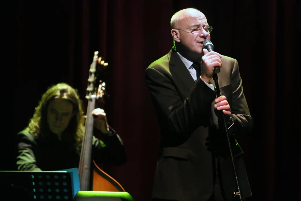 22 01 2014 LUBLIN UL JEZUICKA TEATR STARY KONCERT PIOTRA MACHALICY FOT WOJCIECH NIESPIALOWSKI / TS