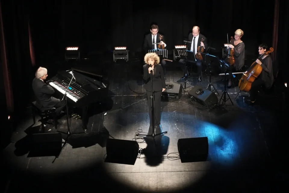 25 11 2015 UL JEZUICKA LUBLIN TEATR STARY KONCERT ALICJA MAJEWSKA