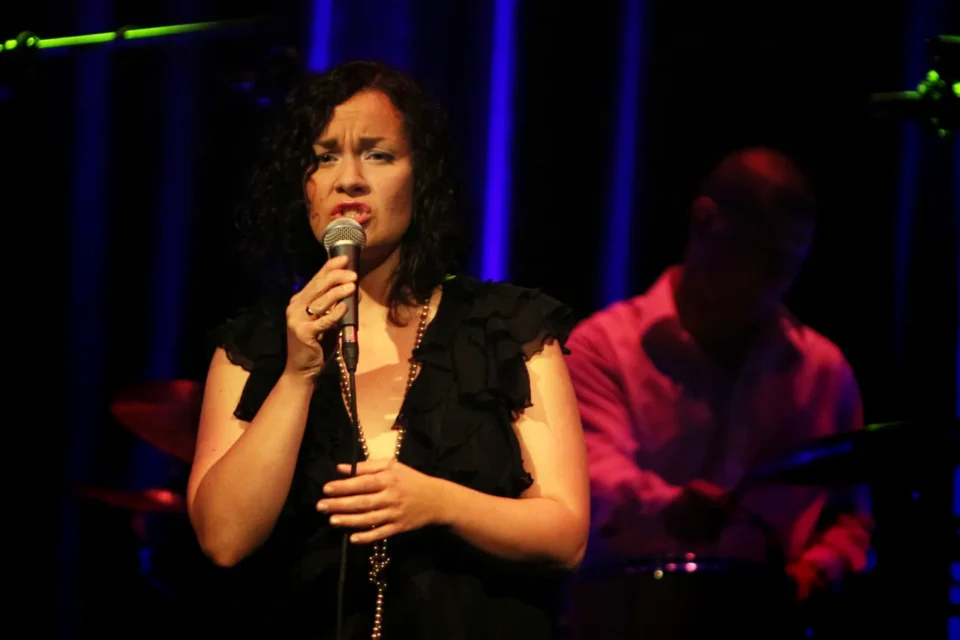 18.09.2013 LUBLIN UL JEZUICKA TEATR STARY KONCERT Aniay Michalowskiej FOT DOROTA AWIORKO - KLIMEK