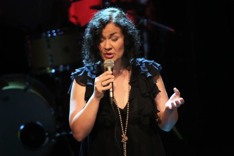 18.09.2013 LUBLIN UL JEZUICKA TEATR STARY KONCERT Aniay Michalowskiej FOT DOROTA AWIORKO - KLIMEK