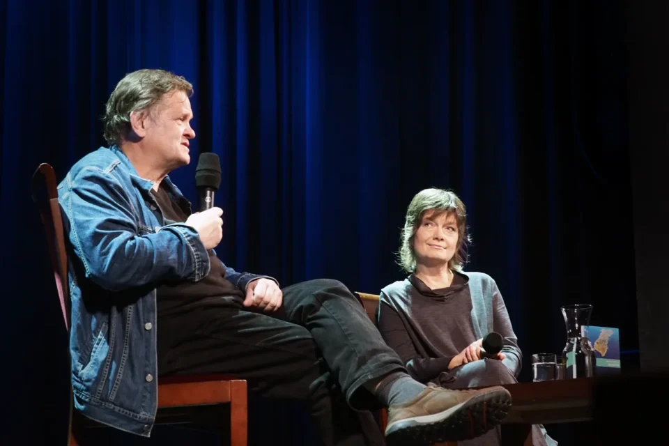 OLYMPUS DIGITAL CAMERA          03 11 2015 TEATR STARY BITWA O KULTURE GOSC JAROSLAW MIKOLAJEWSKI PROWADZENIE GRAZYNA LUTOSLAWSKA FOT DOROTA AWIORKO