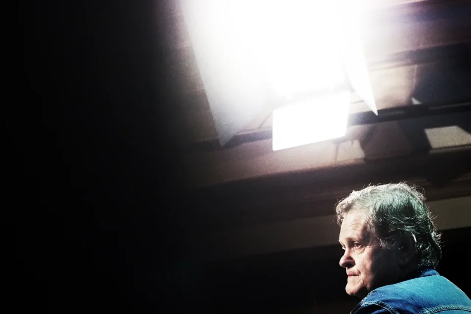 OLYMPUS DIGITAL CAMERA          03 11 2015 TEATR STARY BITWA O KULTURE GOSC JAROSLAW MIKOLAJEWSKI PROWADZENIE GRAZYNA LUTOSLAWSKA FOT DOROTA AWIORKO