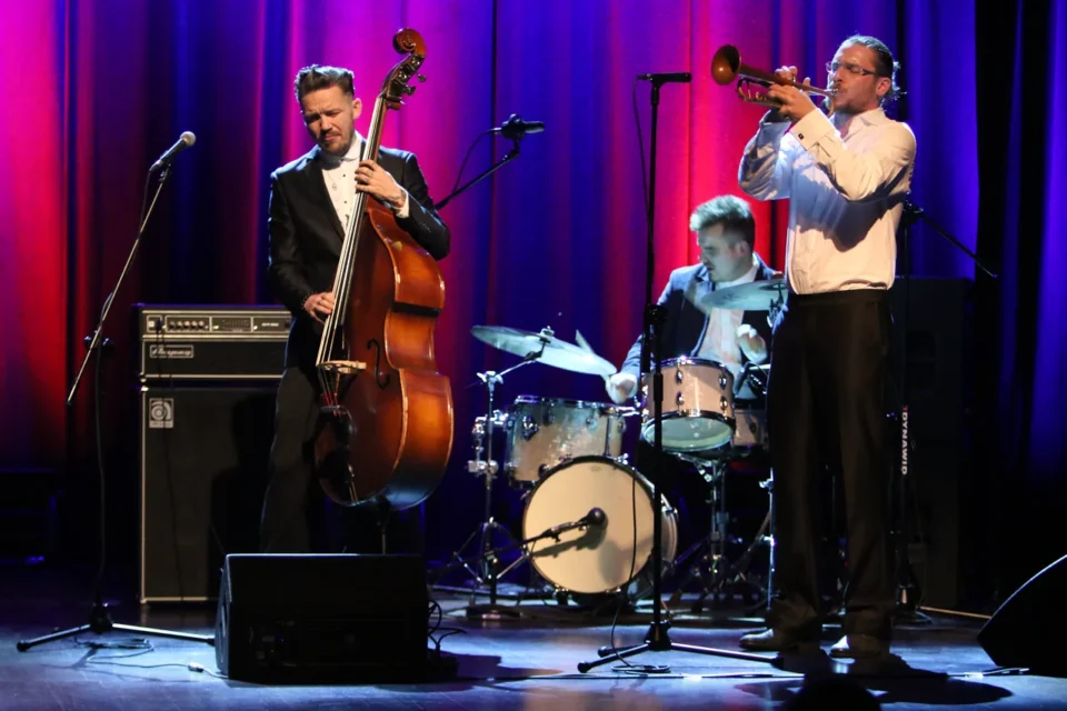 24 09 2014 LUBLIN UL JEZUICKA TEATR STARY KONCERT WOJTEK MAZOLEWSKI QUINTET  FOT WOJCIECH NIESPIALOWSKI / TS