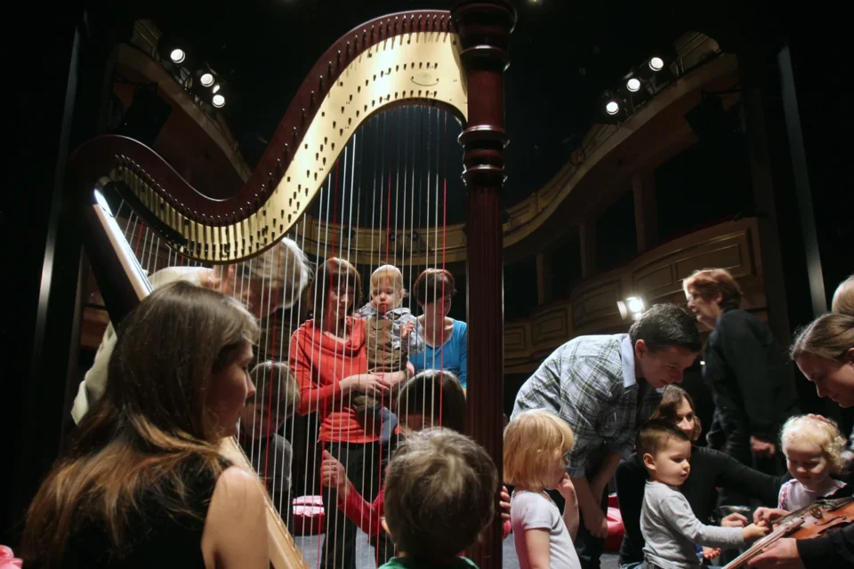 25 11 2012 LUBLIN MALA MUZYKA PROWADZENIE EWA KUSZEWSKA FOT DOROTA AWIORKO - KLIMEK