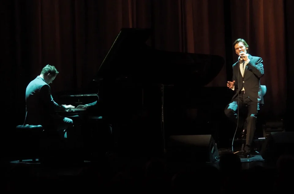 31 12 2015 UL JEZUICKA LUBLIN TEATR STARY KONCERT WOJCIECH MYRCZEK & PAWEL TOMASZEWSKI " LOVE REVISITED "  FOT WOJCIECH NIESPIALOWSKI / TS