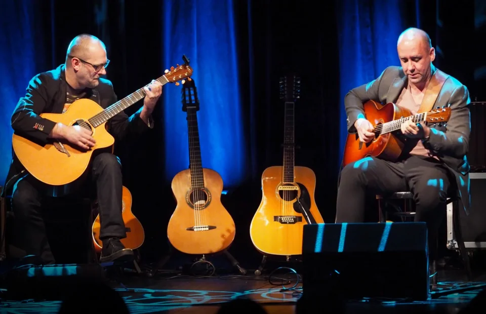 20 04 2016 LUBLIN UL JEZUICKA TEATR STARY KONCERT  " CELULOID " - MAREK NAPIORKOWSKI I ARTUR LESICKI FOT WOJCIECH NIESPIALOWSKI / TS