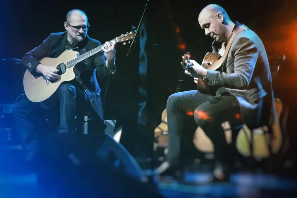 20 04 2016 LUBLIN UL JEZUICKA TEATR STARY KONCERT  " CELULOID " - MAREK NAPIORKOWSKI I ARTUR LESICKI FOT WOJCIECH NIESPIALOWSKI / TS