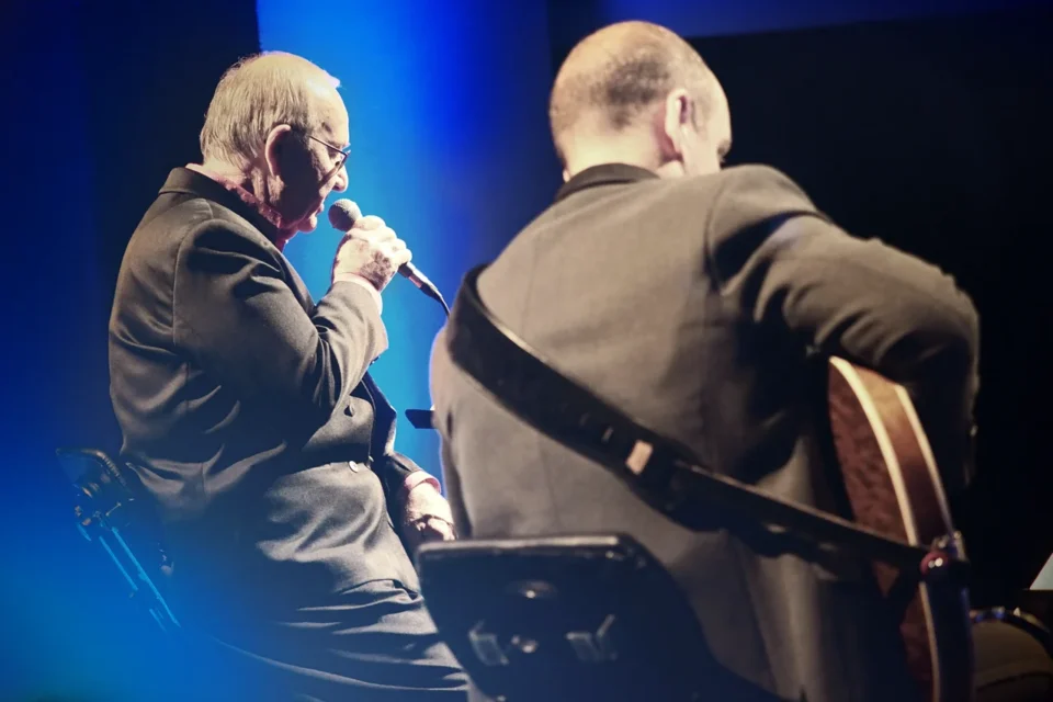 31 12 2016 LUBLIN UL JEZUICKA TEATR STARY KONCERT KONCERT SYLWESTROWY ANDRZEJ DABROWSKI I MAREK NAPIORKOWSKI /  FOT WOJCIECH NIESPIALOWSKI