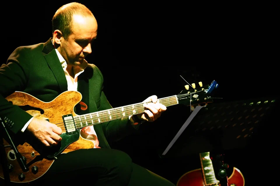 31 12 2016 LUBLIN UL JEZUICKA TEATR STARY KONCERT KONCERT SYLWESTROWY ANDRZEJ DABROWSKI I MAREK NAPIORKOWSKI /  FOT WOJCIECH NIESPIALOWSKI