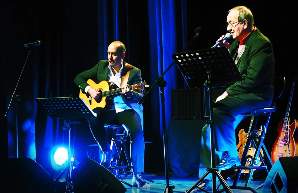 31 12 2016 LUBLIN UL JEZUICKA TEATR STARY KONCERT KONCERT SYLWESTROWY ANDRZEJ DABROWSKI I MAREK NAPIORKOWSKI /  FOT WOJCIECH NIESPIALOWSKI