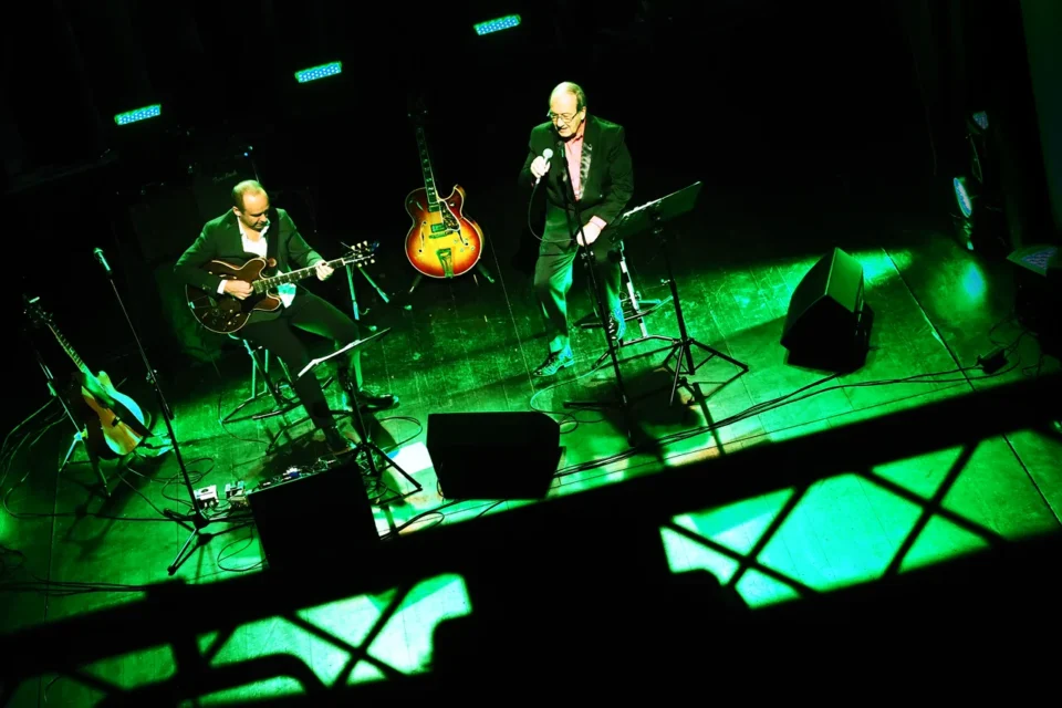 31 12 2016 LUBLIN UL JEZUICKA TEATR STARY KONCERT KONCERT SYLWESTROWY ANDRZEJ DABROWSKI I MAREK NAPIORKOWSKI /  FOT WOJCIECH NIESPIALOWSKI