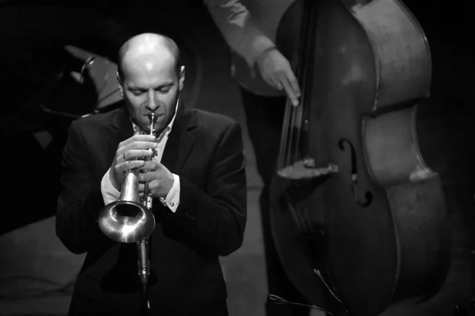 05 03 2014 LUBLIN UL JEZUICKA TEATR STARY KONCERT NEW BONE - FOLLOW ME FOT WOJCIECH NIESPIALOWSKI / TS