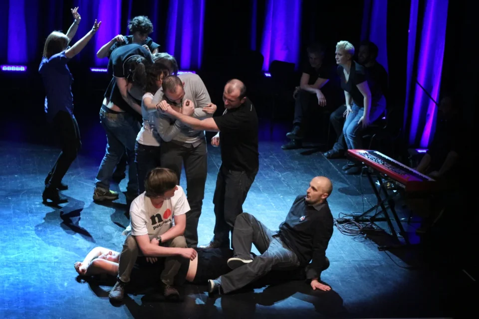 25 01 2013 LUBLIN TEATR STARY AB OVO i No Potatoes - Impro Style FOT DOROTA AWIORKO - KLIMEK