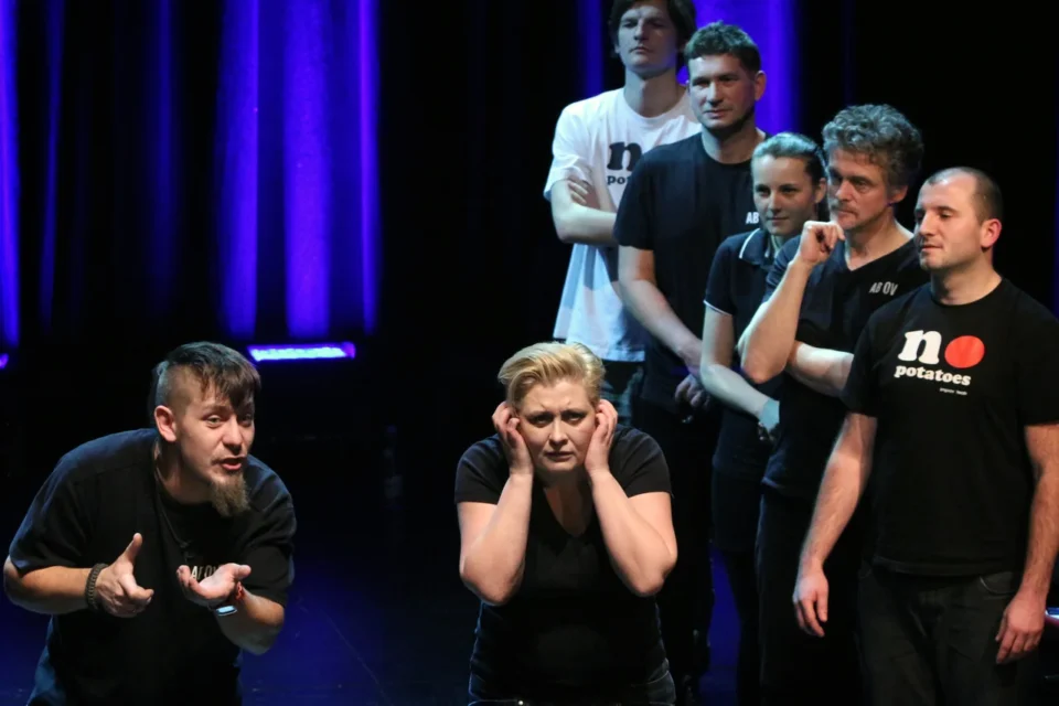 25 01 2013 LUBLIN TEATR STARY AB OVO i No Potatoes - Impro Style FOT DOROTA AWIORKO - KLIMEK