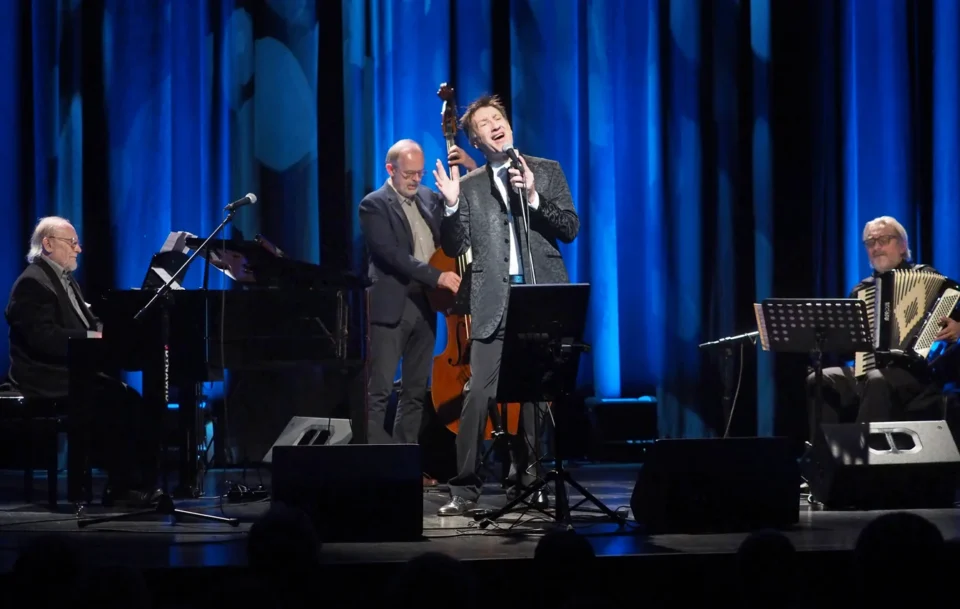 14 12 2016 LUBLIN UL JEZUICKA TEATR STARY KONCERT „ CICHO