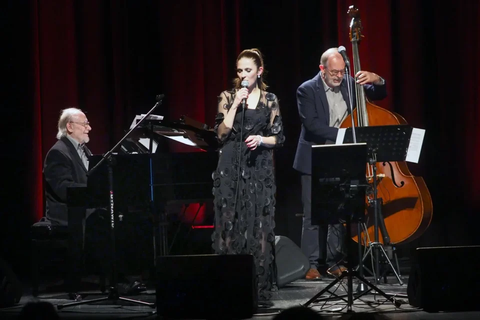 14 12 2016 LUBLIN UL JEZUICKA TEATR STARY KONCERT „ CICHO