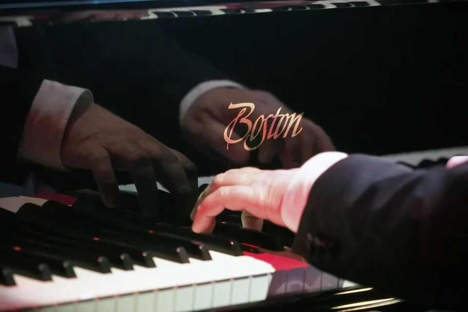 01 06 2016 LUBLIN UL JEZUICKA TEATR STARY 3 x PAWLIK KONCERT MOW SPOKOJNIEJ ZAGAJEWSKI & PAWLIK FOT WOJCIECH NIESPIALOWSKI