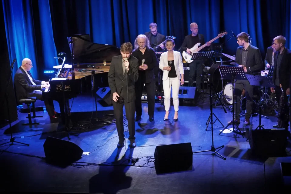 01 06 2016 LUBLIN UL JEZUICKA TEATR STARY 3 x PAWLIK KONCERT MOW SPOKOJNIEJ ZAGAJEWSKI & PAWLIK FOT WOJCIECH NIESPIALOWSKI