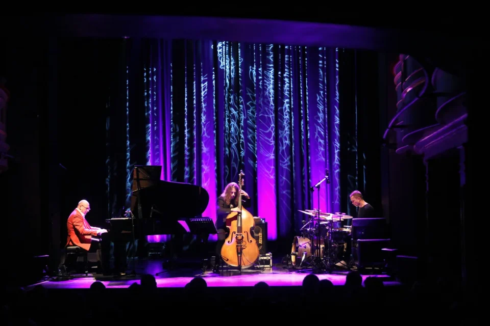 14 01 2015 LUBLIN JEZUICKA TEATR STARY KONCERT WLODEK PAWLIK TRIO FOT WOJCIECH NIESPIALOWSKI / TS