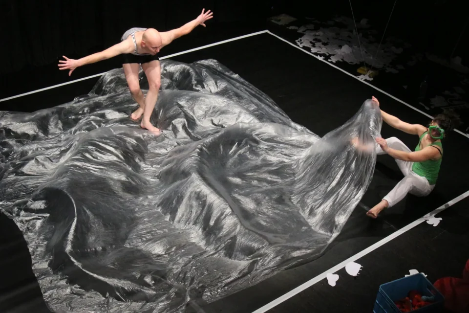 13 01 2013 LUBLIN UL JEZUICKA TEATR STARY TEATR PODLOGOWO LALE FOT DOROTA AWIORKO - KLIMEK