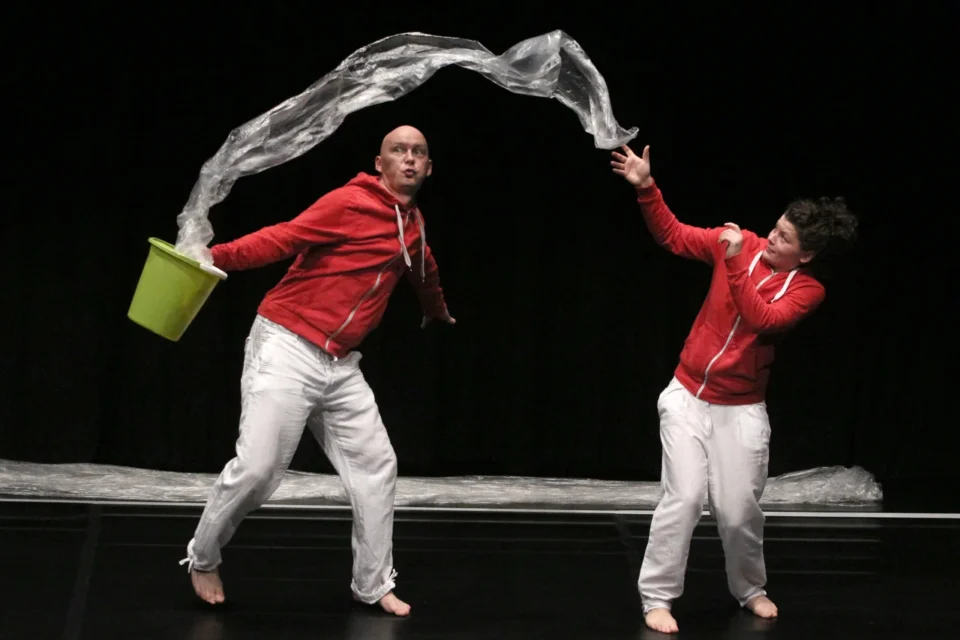 13 01 2013 LUBLIN UL JEZUICKA TEATR STARY TEATR PODLOGOWO LALE FOT DOROTA AWIORKO - KLIMEK