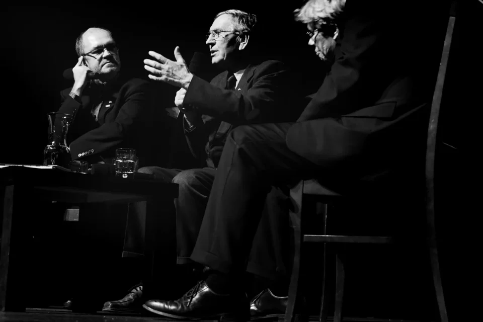 17 03 2017 LUBLIN UL JEZUICKA TEAT STARY Ponad Granicami Solidarnosc czy to jeszcze dzis cos znaczy Prowadzenie Tomasz Dostatni OP GOSCIE Andrzej Sokolowski Zbigniew Bujak Danuta Kuron FOT DOROTA AWIORKO