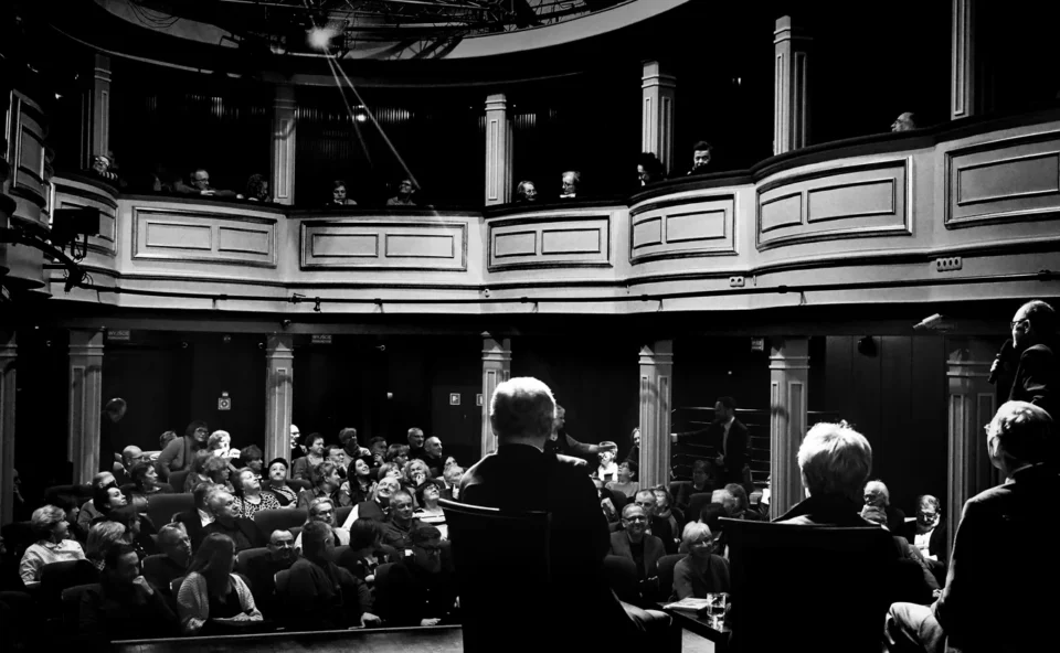 17 03 2017 LUBLIN UL JEZUICKA TEAT STARY Ponad Granicami Solidarnosc czy to jeszcze dzis cos znaczy Prowadzenie Tomasz Dostatni OP GOSCIE Andrzej Sokolowski Zbigniew Bujak Danuta Kuron FOT DOROTA AWIORKO